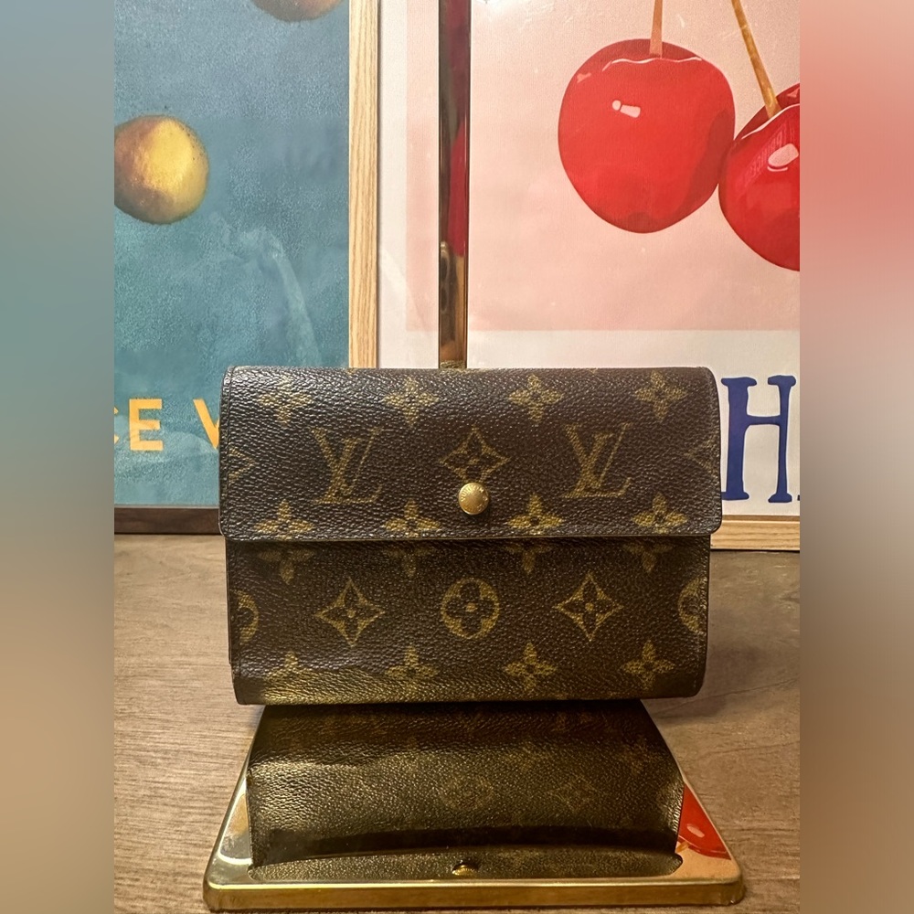 LOUIS VUITTON Tri Fold Monogram Wallet Brown